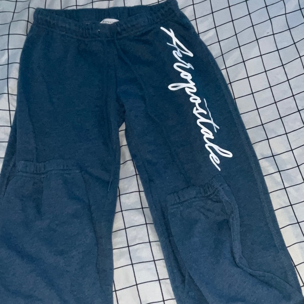 Dark turquoise Aeropostale sweats for girls